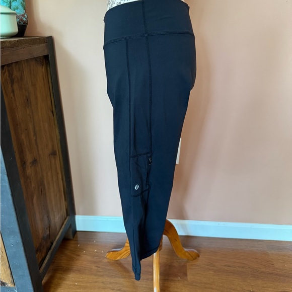 Lululemon Crop Black Pants - Picture 2 of 4